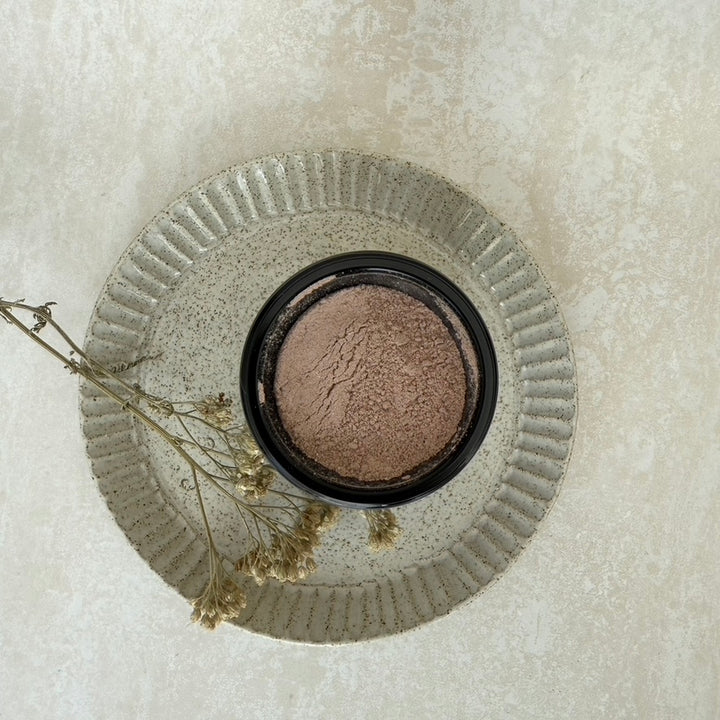Water Free Exfoliant in Ceramic Dish